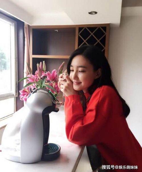 娱乐吃瓜酱玫瑰女人,娱乐吃瓜酱的甜蜜诱惑 第3张 娱乐吃瓜酱玫瑰女人,娱乐吃瓜酱的甜蜜诱惑 第3张