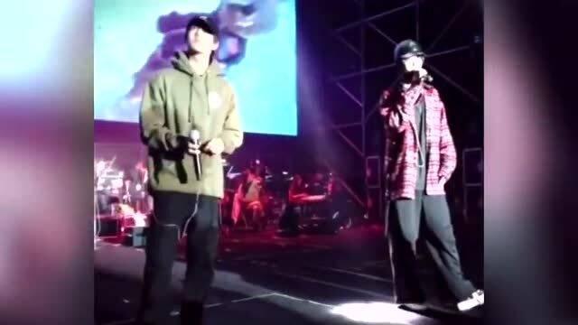 真实爆料王一博肖战视频,亲密互动引粉丝热议  第2张