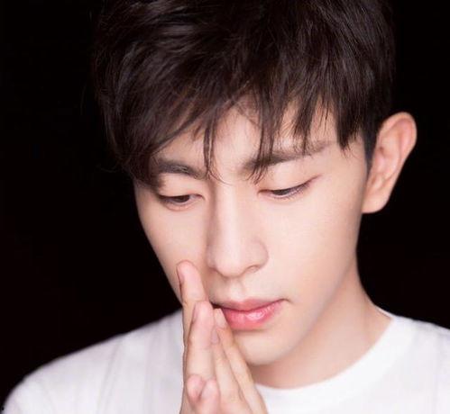 邓伦工作室最新爆料,揭秘明星私生活与演艺事业背后的故事  第3张