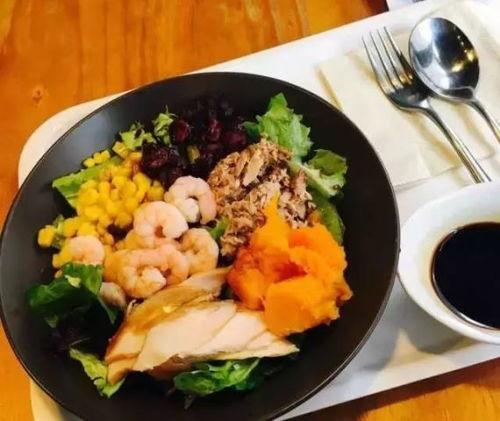 网红吃瓜酒店,揭秘网红们的“秘密基地”  第3张