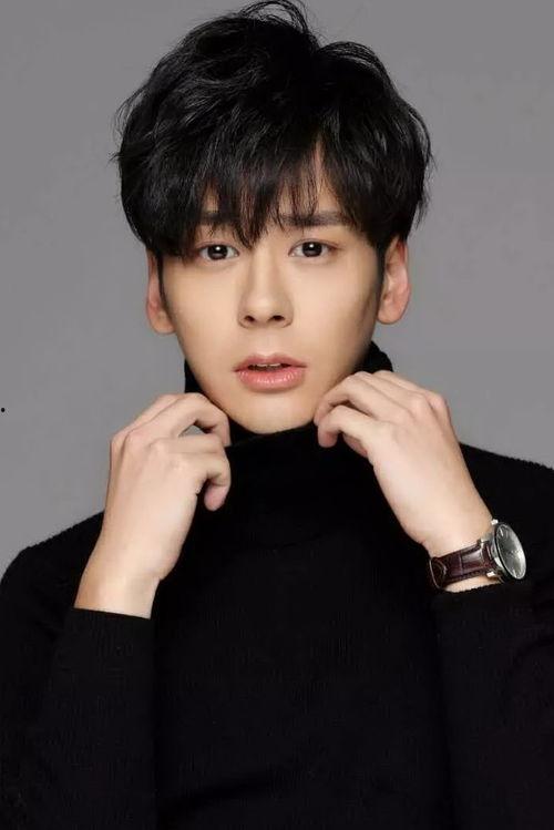 魏哲鸣恋情爆料最新视频,甜蜜视频揭露浪漫瞬间  第3张