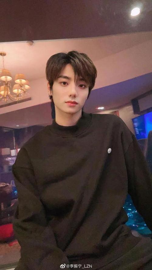 李振宁吻戏爆料视频,网友热议幕后故事